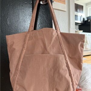 NWT Baggu Cloud Bag in Cocoa